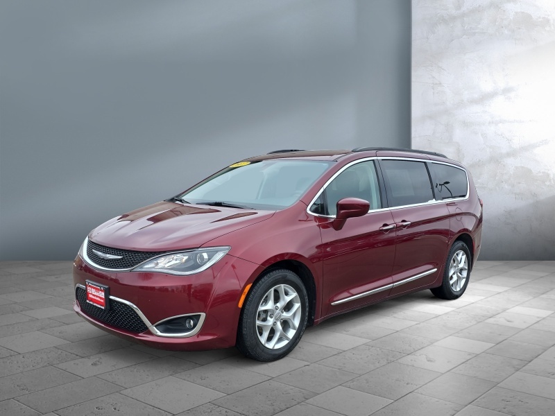 Used 2017 Chrysler Pacifica Touring-L Vans