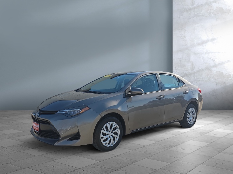 Used 2017 Toyota Corolla LE Cars