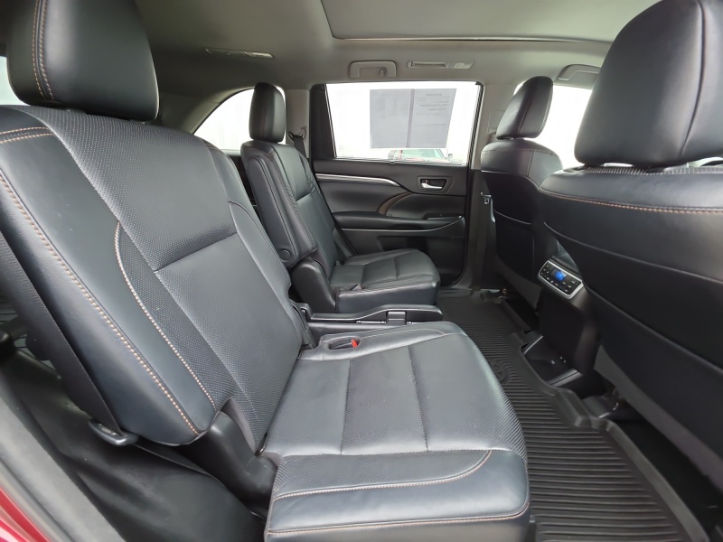 2017 Toyota Highlander