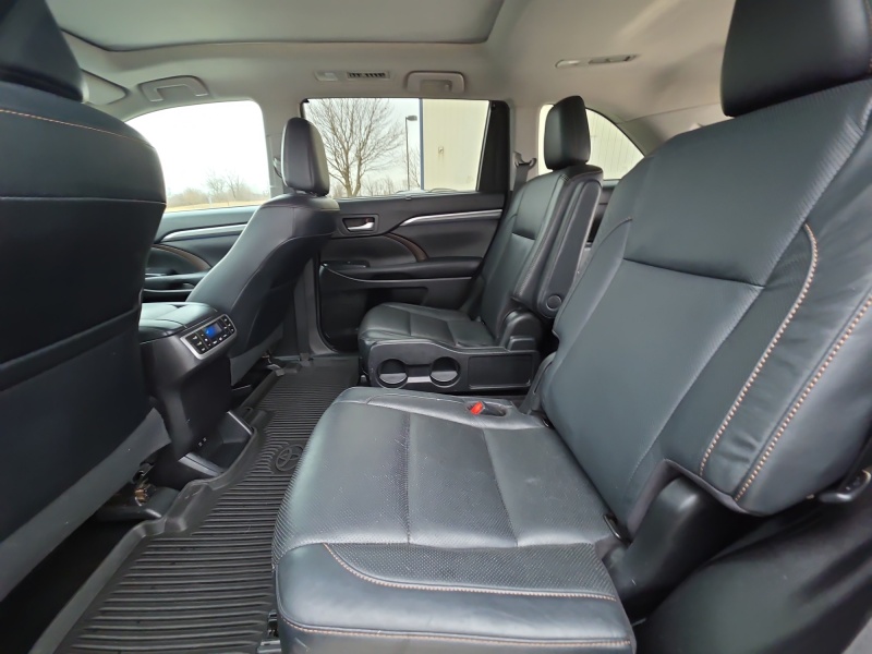 2017 Toyota Highlander