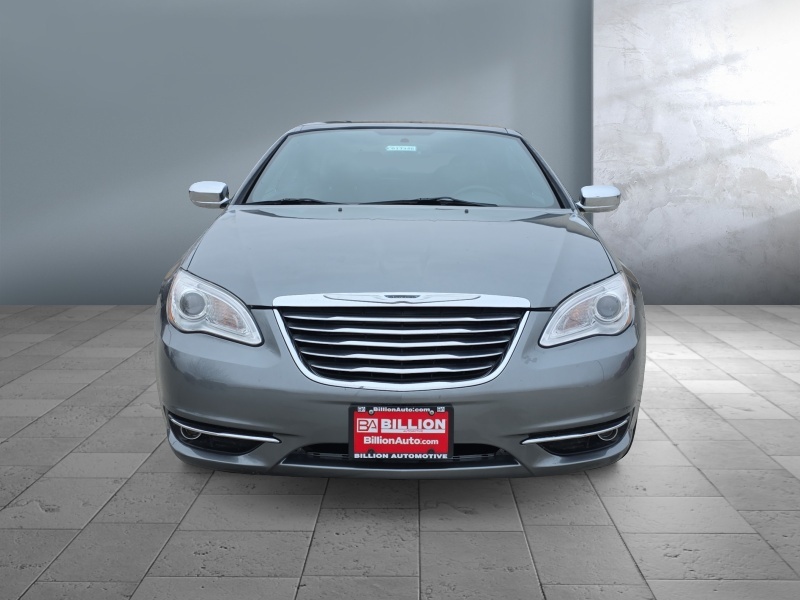 2011 Chrysler 200