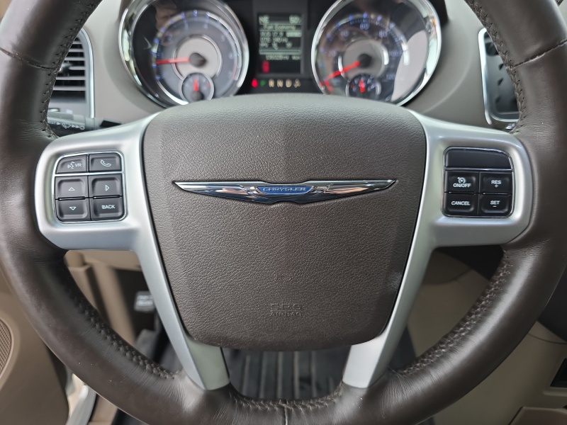 2016 Chrysler Town and Country