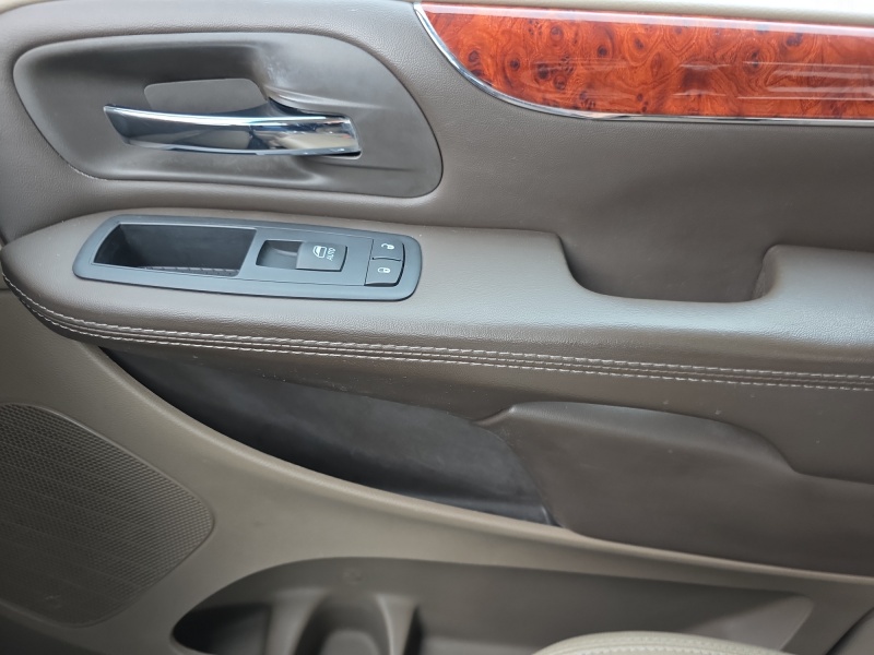 2016 Chrysler Town and Country