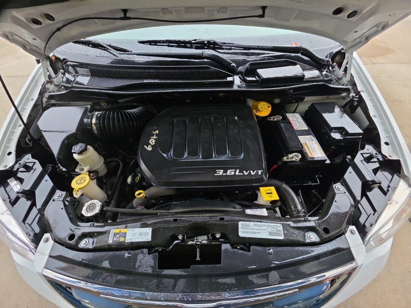 2016 Chrysler Town and Country