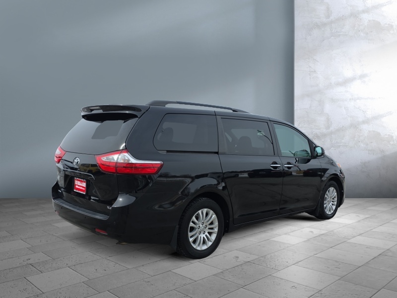 2017 Toyota Sienna