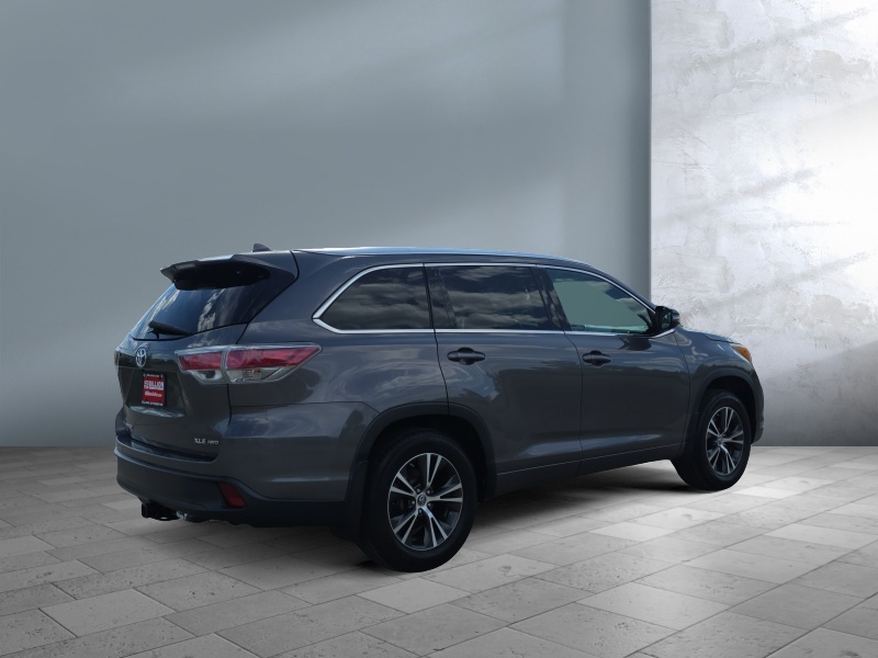 2016 Toyota Highlander