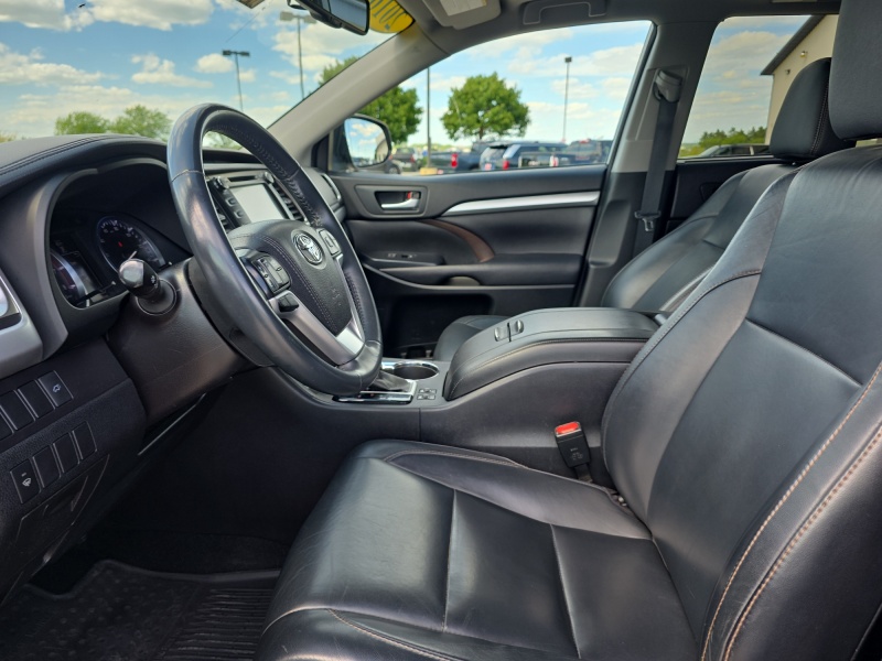 2016 Toyota Highlander