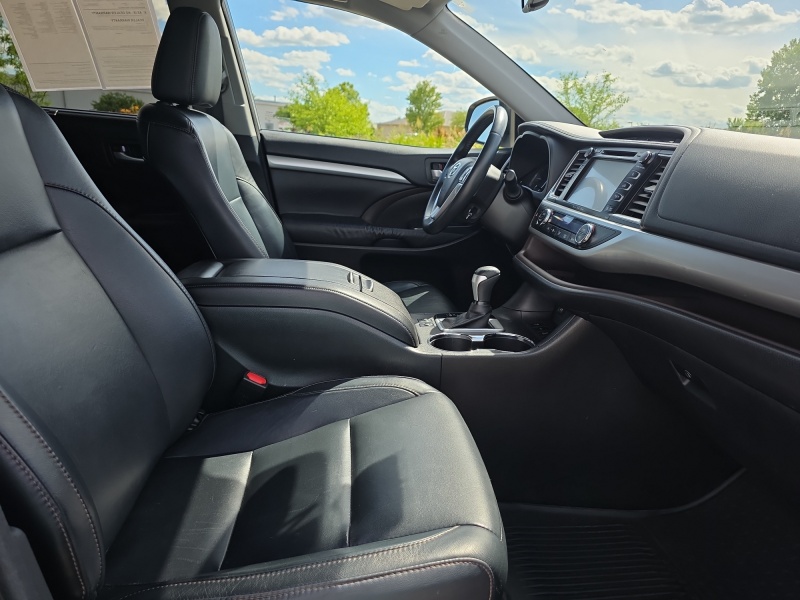 2016 Toyota Highlander
