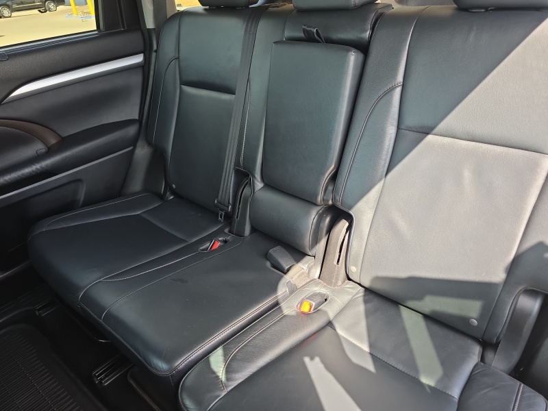 2016 Toyota Highlander