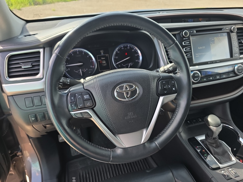 2016 Toyota Highlander