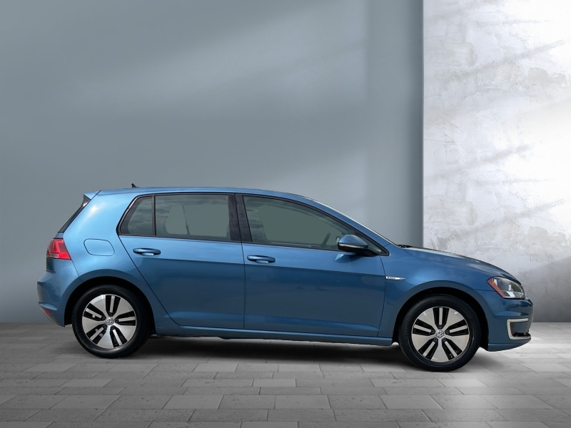 2016 Volkswagen e-Golf