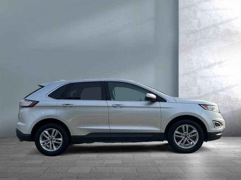 2016 Ford Edge