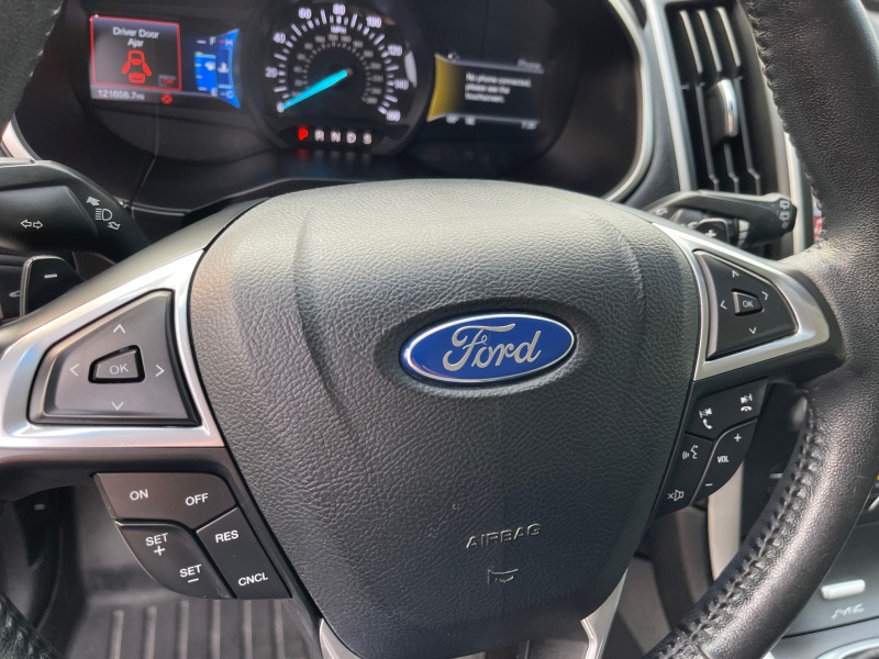 2016 Ford Edge