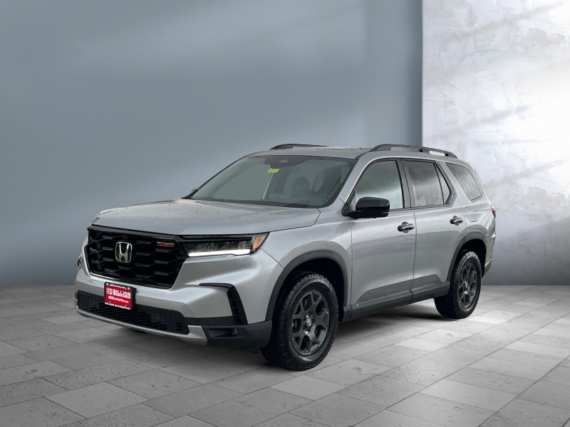 New 2025 Honda Pilot TrailSport SUV