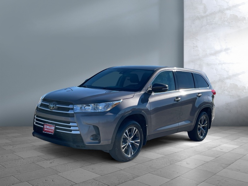 Used 2019 Toyota Highlander LE SUV