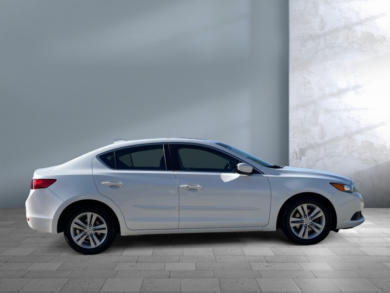 2013 Acura ILX