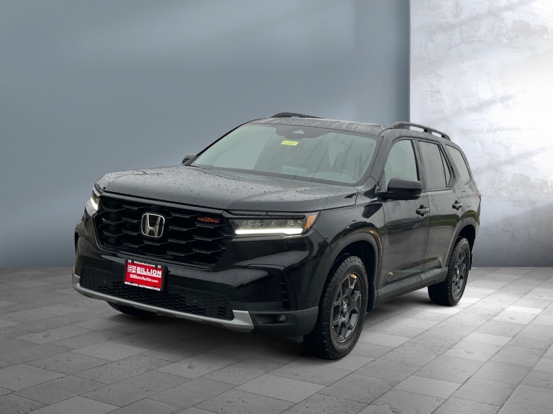 New 2025 Honda Pilot TrailSport SUV