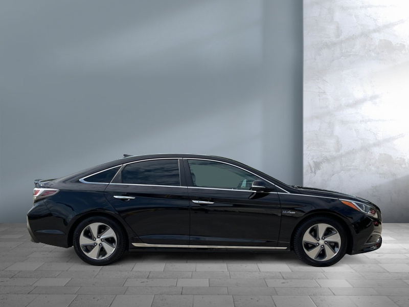 2016 Hyundai Sonata Hybrid
