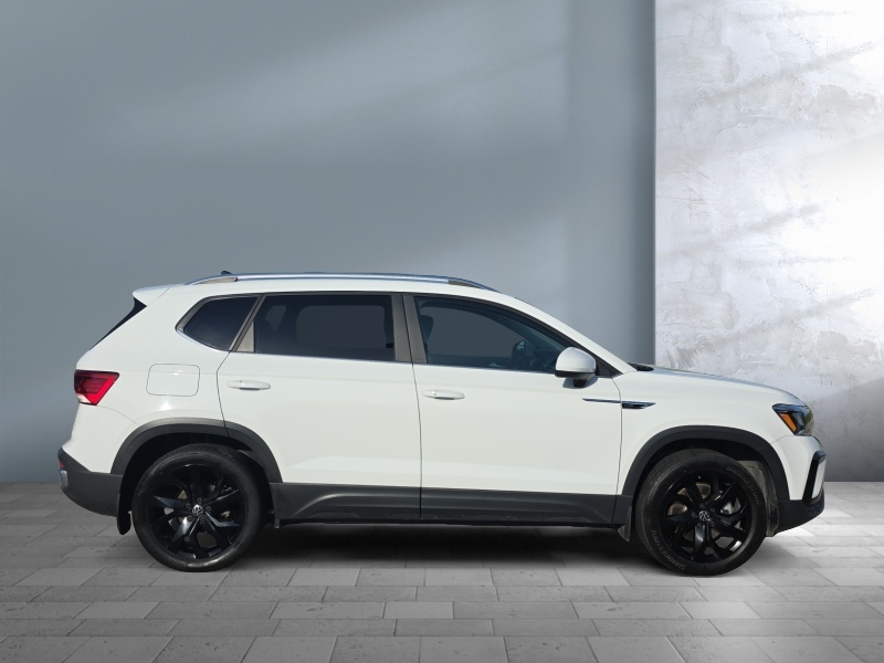 2023 Volkswagen Taos