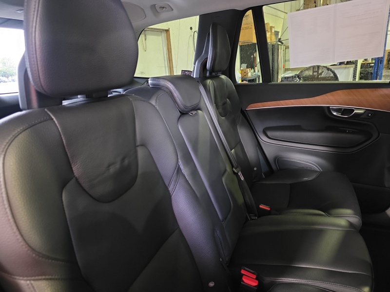 2022 Volvo XC90