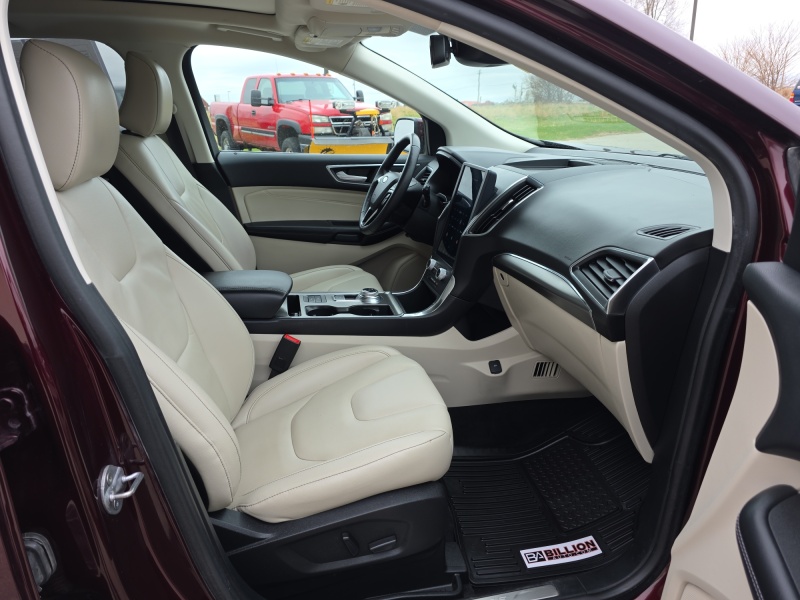 2022 Ford Edge