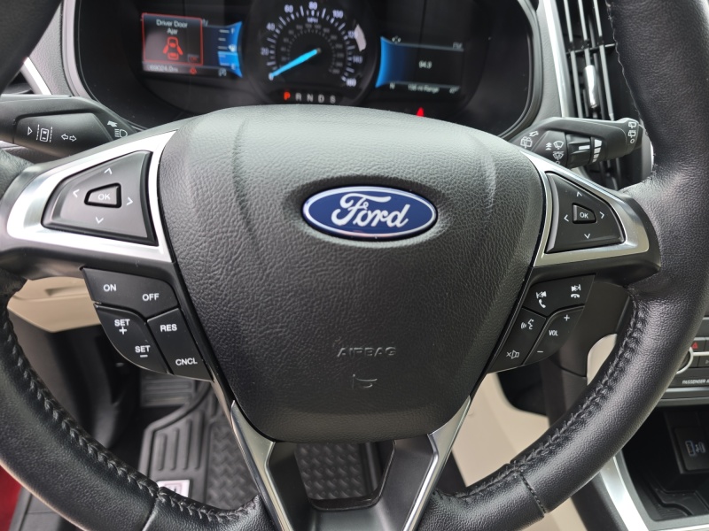 2022 Ford Edge