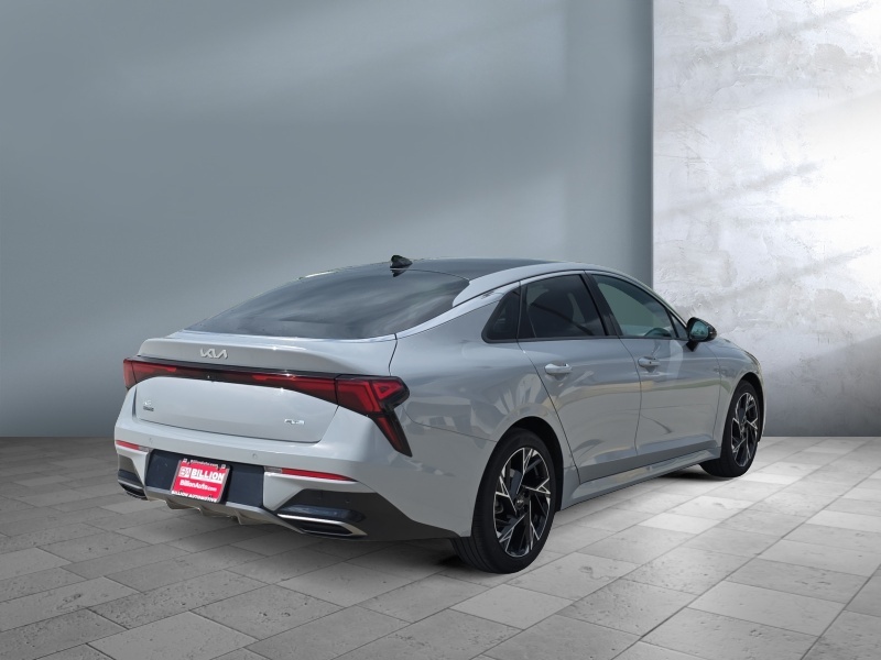 2025 Kia K5