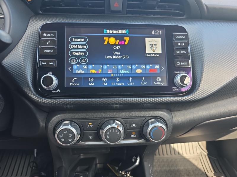 2023 Nissan Kicks