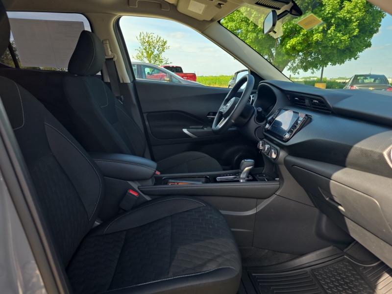 2023 Nissan Kicks