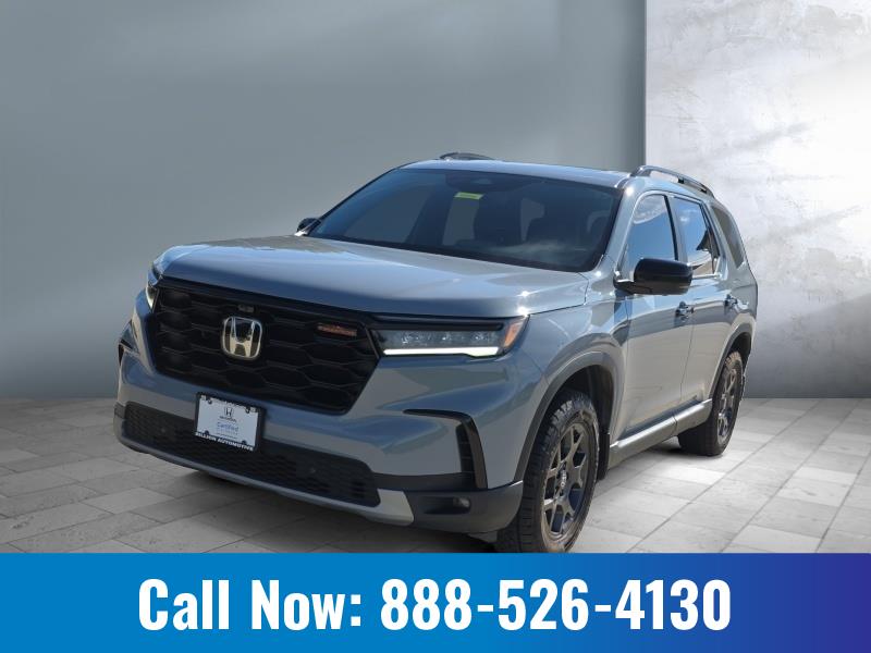 Used 2024 Honda Pilot TrailSport SUVs