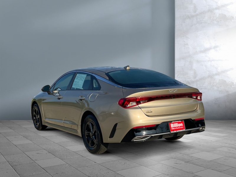 2022 Kia K5