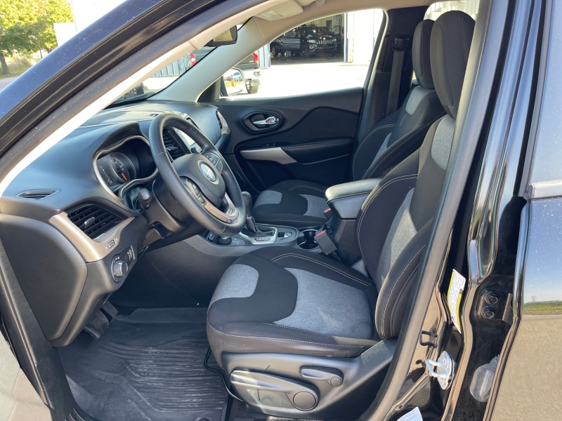 2017 Jeep Cherokee