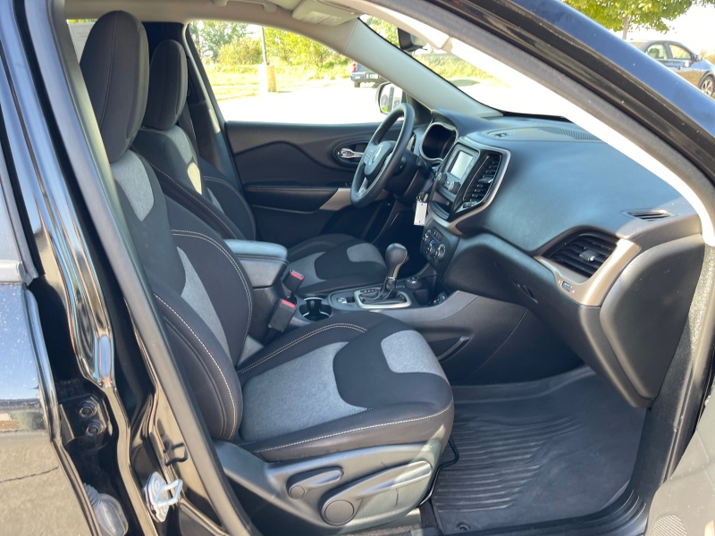 2017 Jeep Cherokee