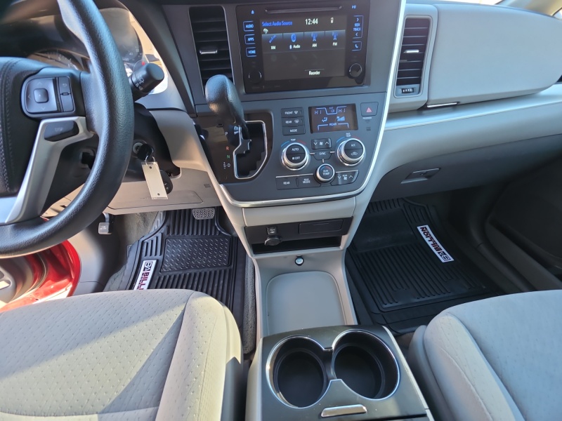 2016 Toyota Sienna
