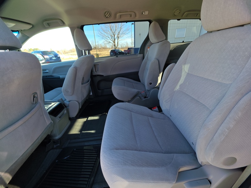 2016 Toyota Sienna