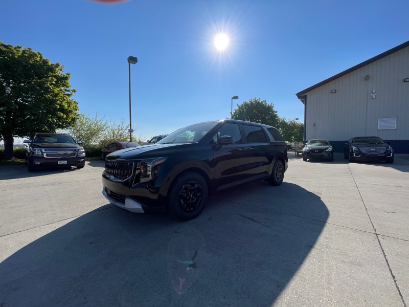 New 2025 Kia Carnival  Vans