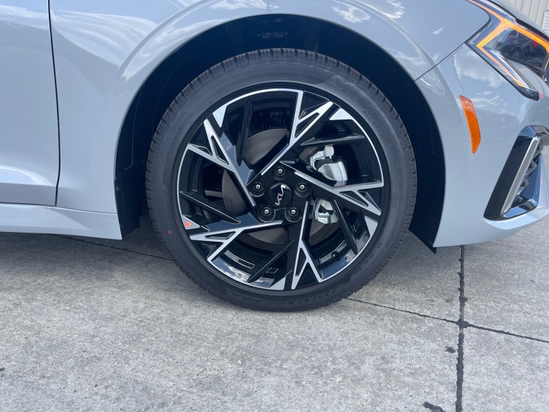 2025 Kia K5