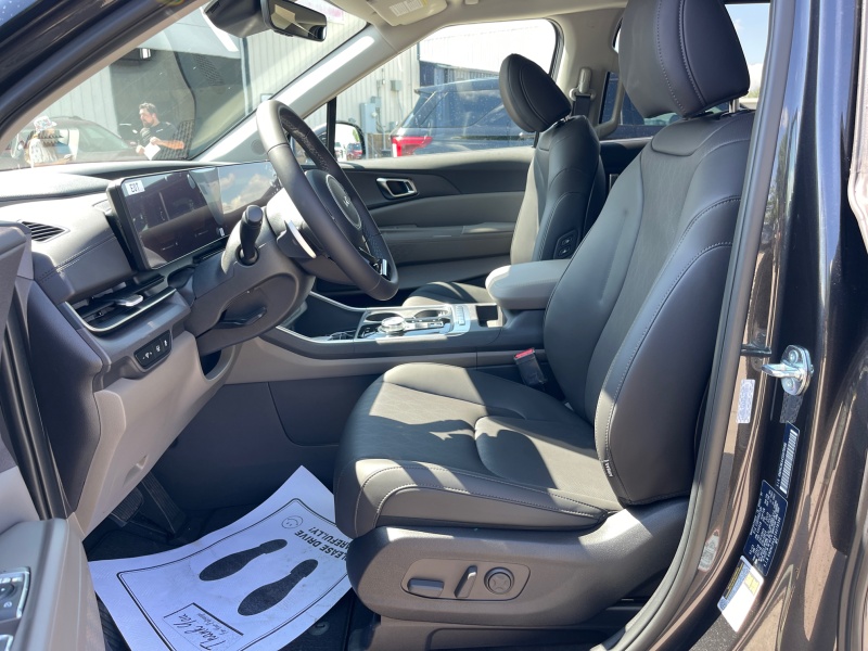 2025 Kia Carnival Hybrid