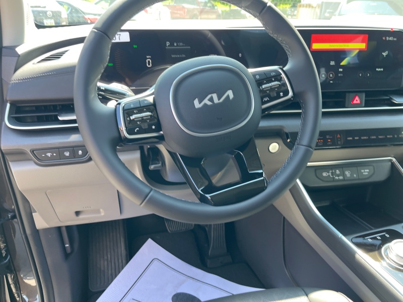 2025 Kia Carnival Hybrid