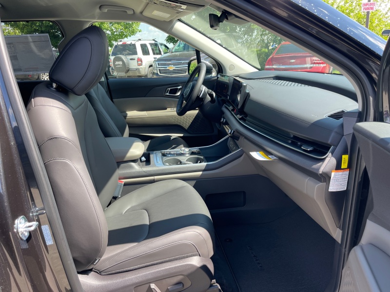 2025 Kia Carnival Hybrid