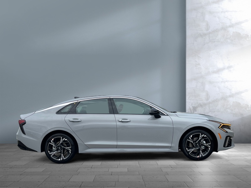 2025 Kia K5