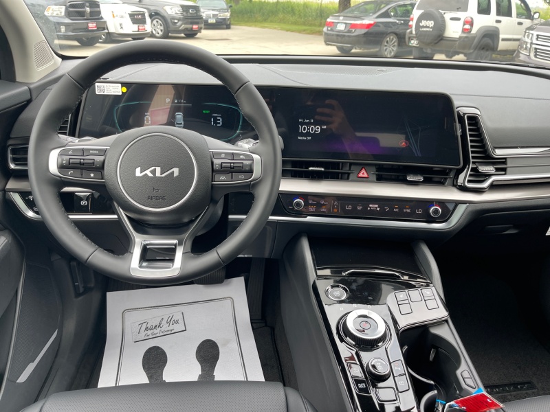 2025 Kia Sportage Hybrid