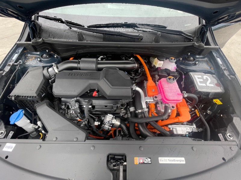 2025 Kia Sportage Hybrid