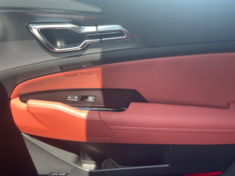 2025 Kia Sportage Hybrid