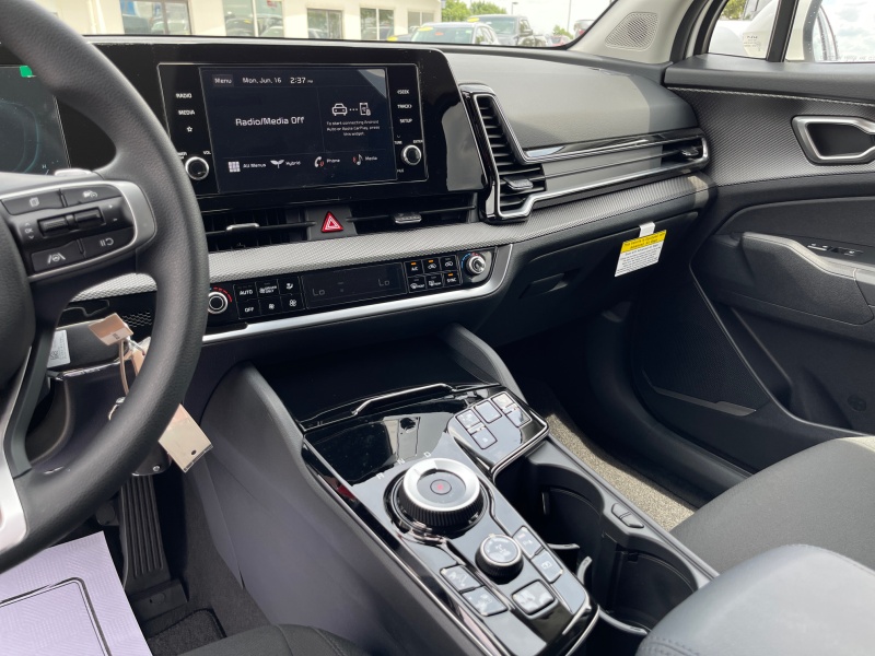 2025 Kia Sportage Hybrid