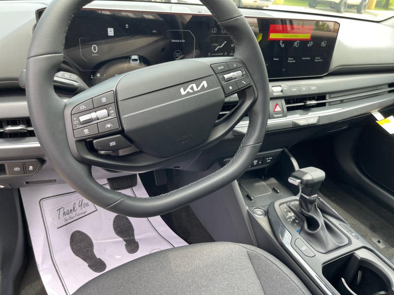 2025 Kia K4