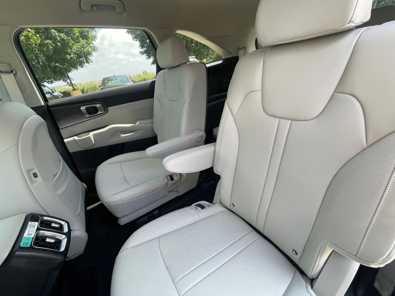 2025 Kia Sorento Hybrid