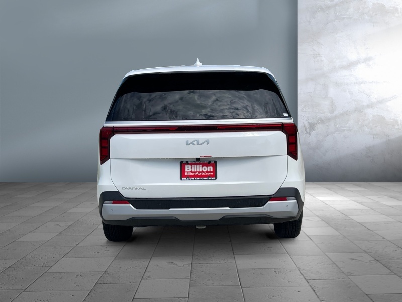 2025 Kia Carnival