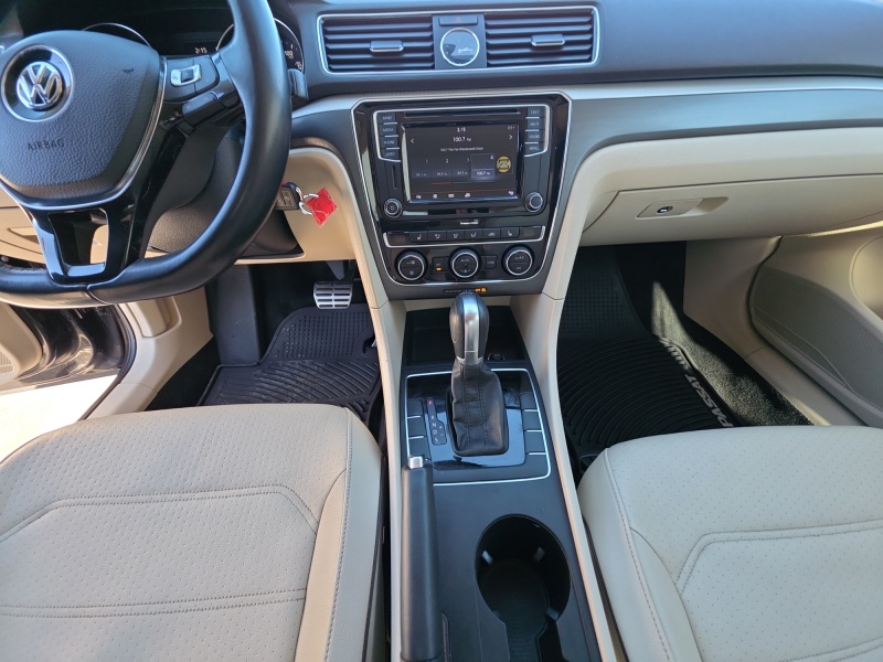 2017 Volkswagen Passat