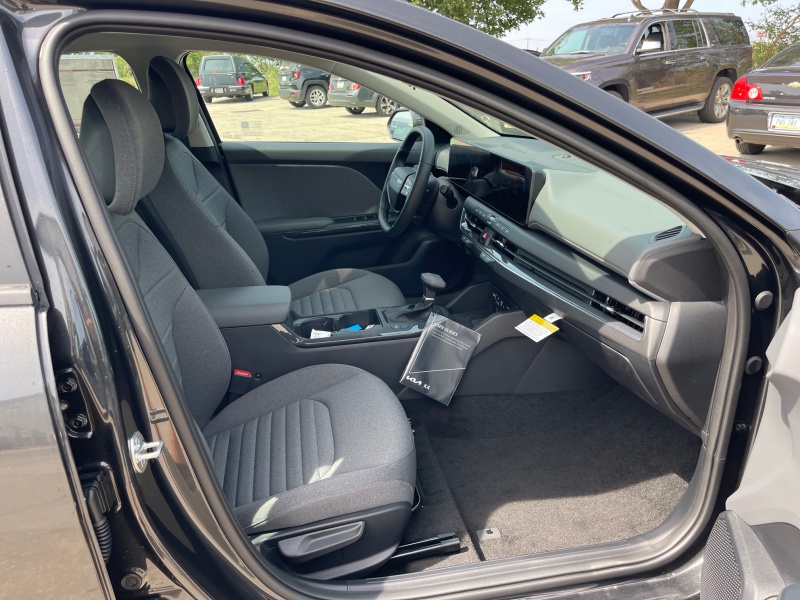 2025 Kia K4